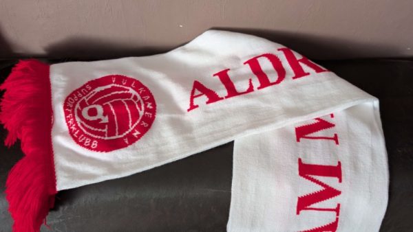 Halsduk (Aldrig Ensam med oss)